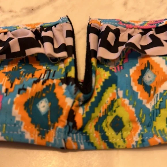 39. PacSun exclusive bikini top - Picture 2 of 4